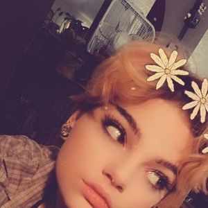 Meet your Posher, Krystalynn